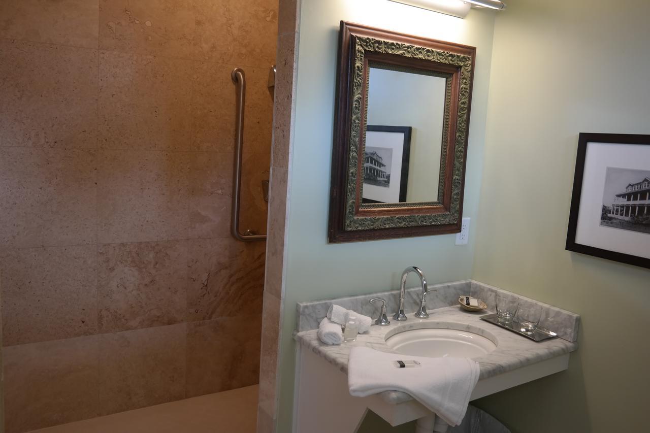 Beach Spa Bed & Breakfast Virginia Beach Oda fotoğraf